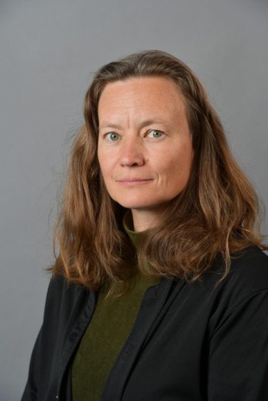 A portrait photo of Anita Bandrowski